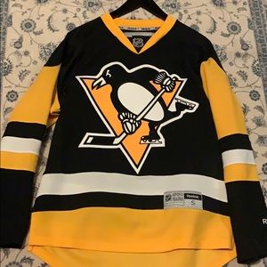 Pittsburg Penguins Jersey
